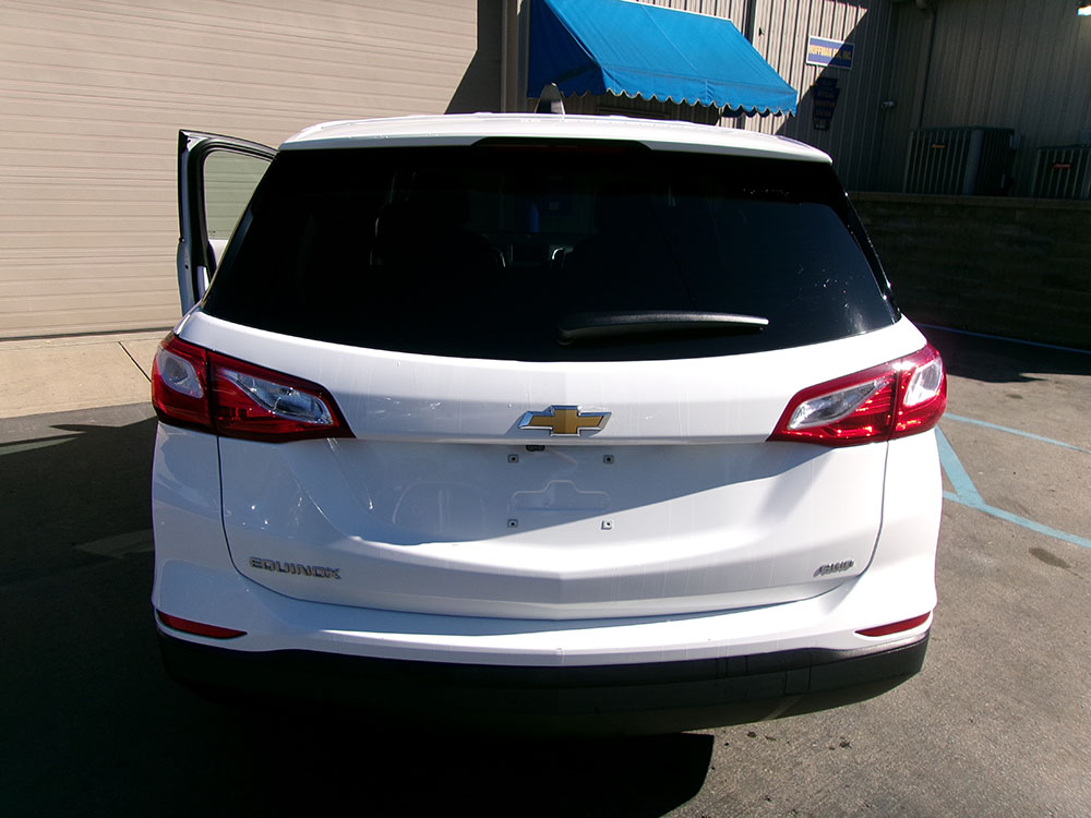 
								CHEVROLET EQUINOX LS full									