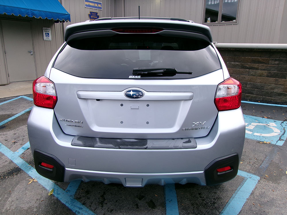 
								SUBARU CROSSTREK LIMITED full									