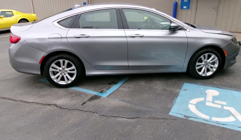 
								CHRYSLER 200 LIMITED full									