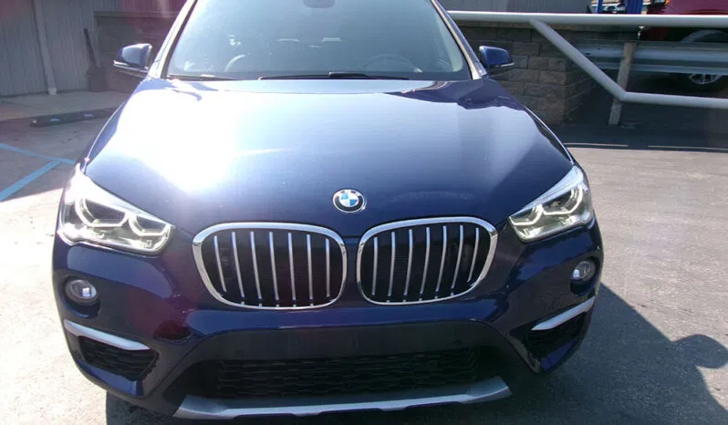 
								BMW X1 full									