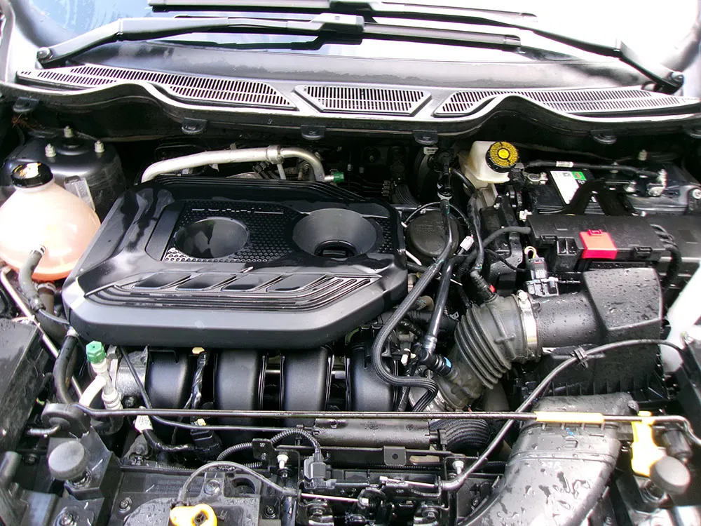 
								FORD ECOSPORT S full									