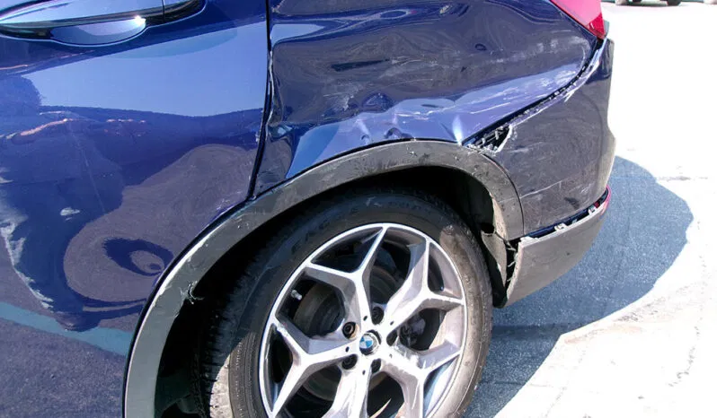 
								BMW X1 full									