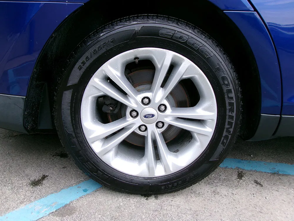 
								FORD TAURUS SEL full									