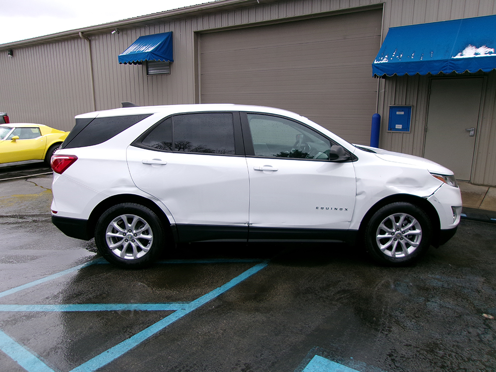 
								CHEVROLET EQUINOX LS full									