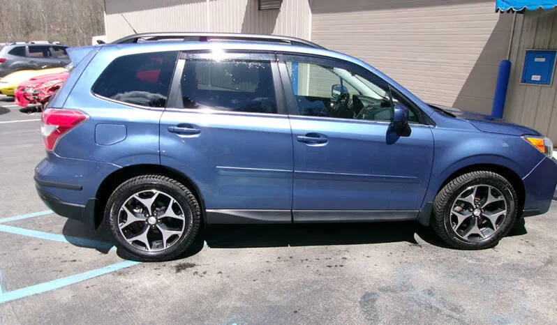 
								SUBARU FORESTER XT PREMIUM full									