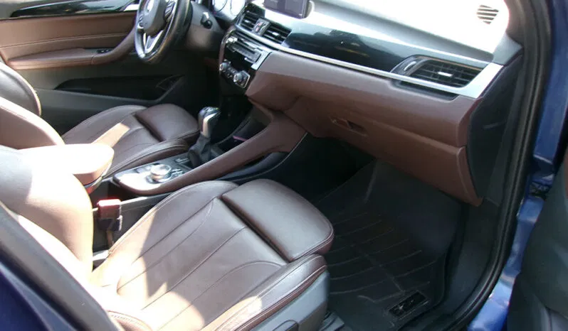 
								BMW X1 full									