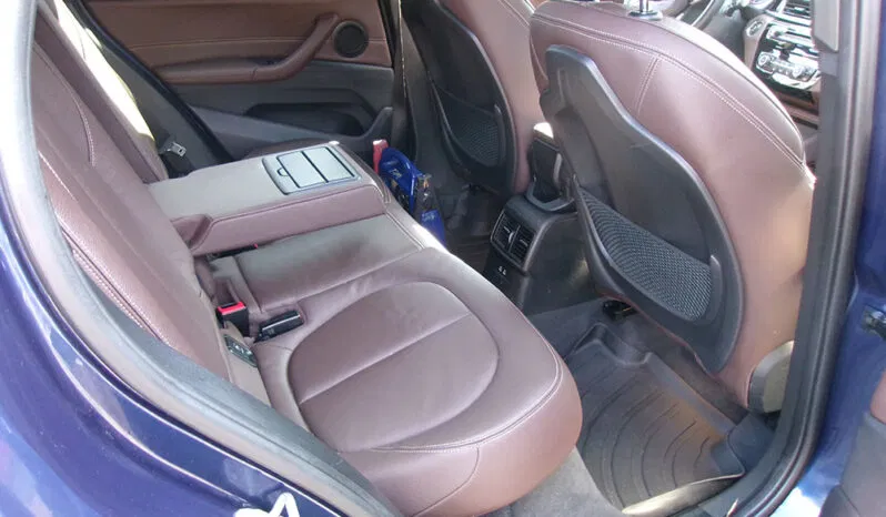 
								BMW X1 full									