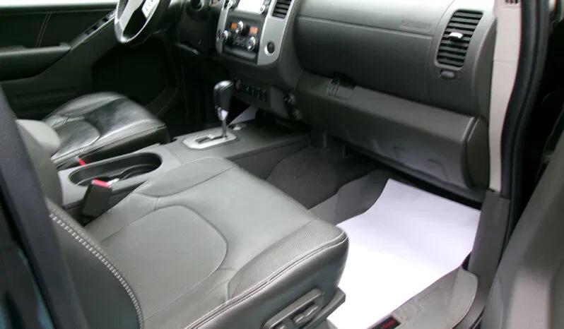 
								NISSAN FRONTIER PRO-4X CREW CAB full									