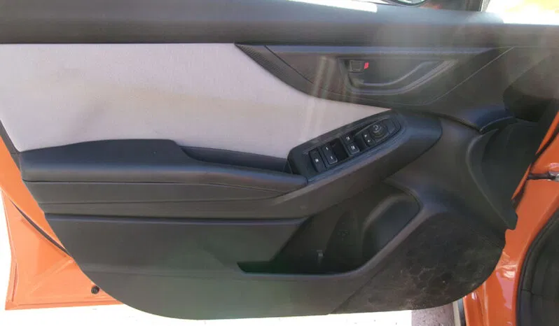 
								SUBARU CROSSTREK PREMIUM full									