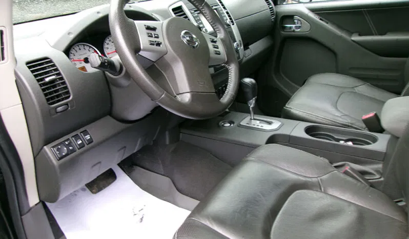 
								NISSAN FRONTIER PRO-4X CREW CAB full									