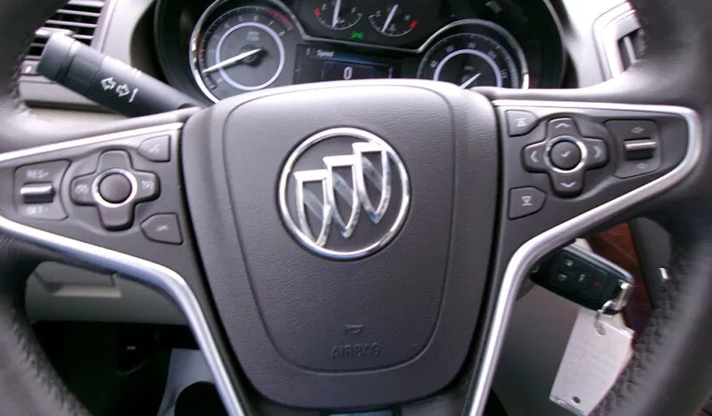 
								BUICK REGAL SPORT TOURING full									