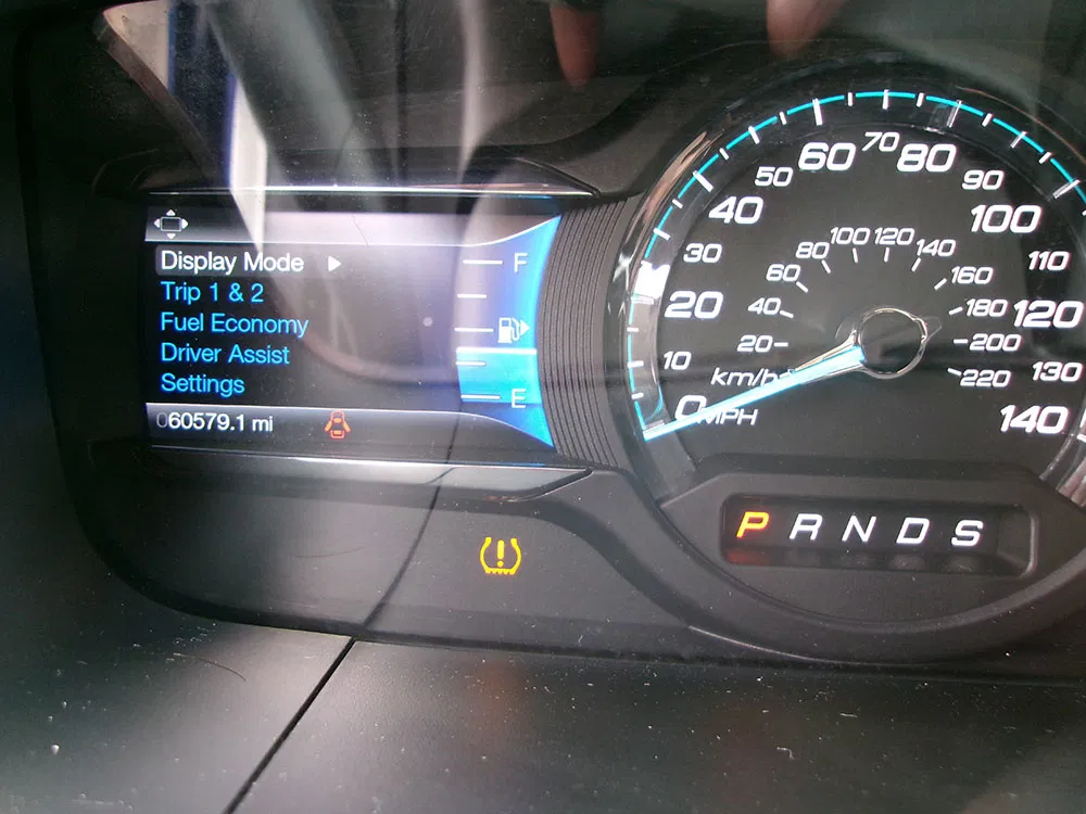 
								FORD TAURUS SEL full									
