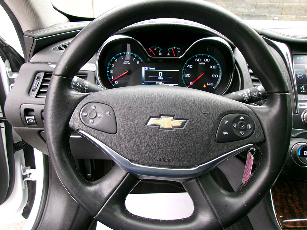 
								CHEVROLET IMPALA LT full									