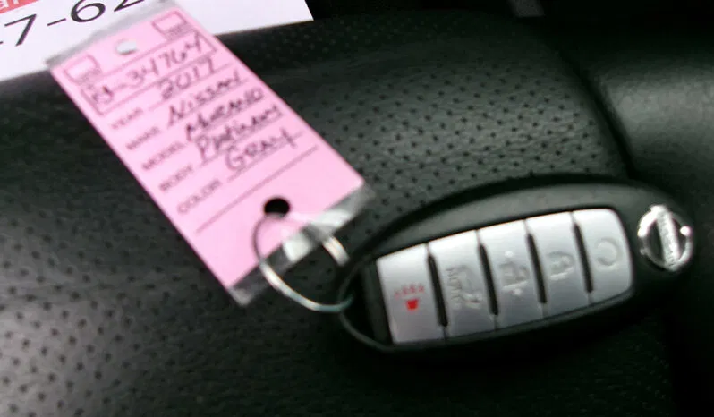 
								NISSAN MURANO PLATINUM full									