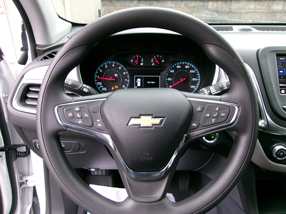 
								CHEVROLET EQUINOX LS full									