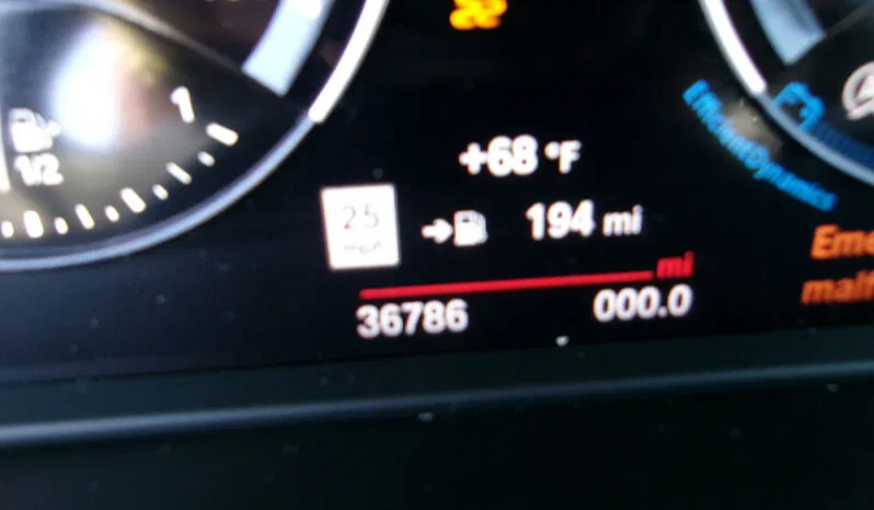 
								BMW X1 full									