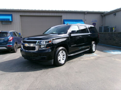 CHEVROLET SUBURBAN LT