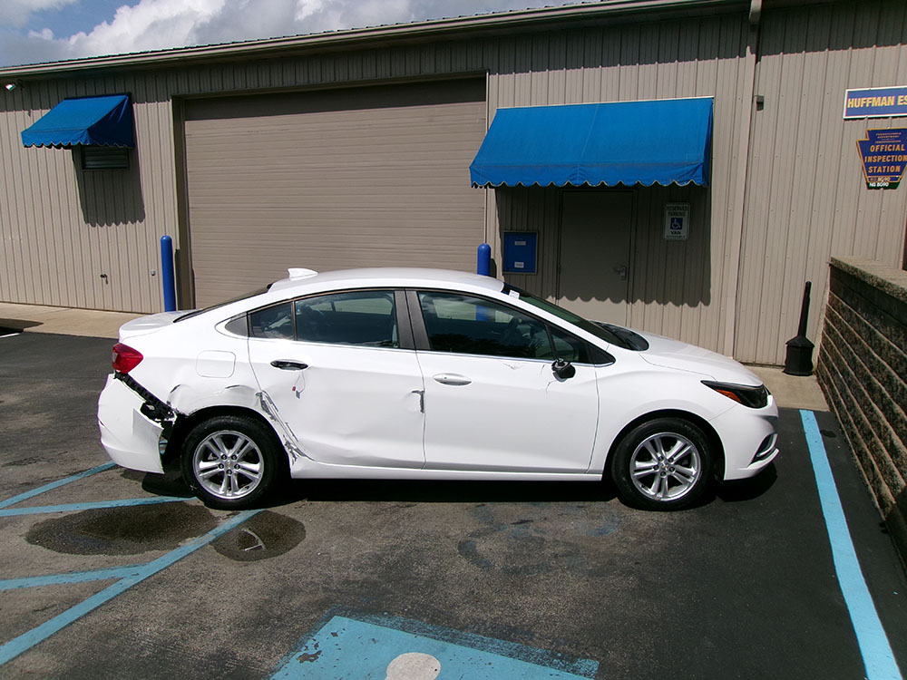 
								CHEVROLET CRUZE LT full									