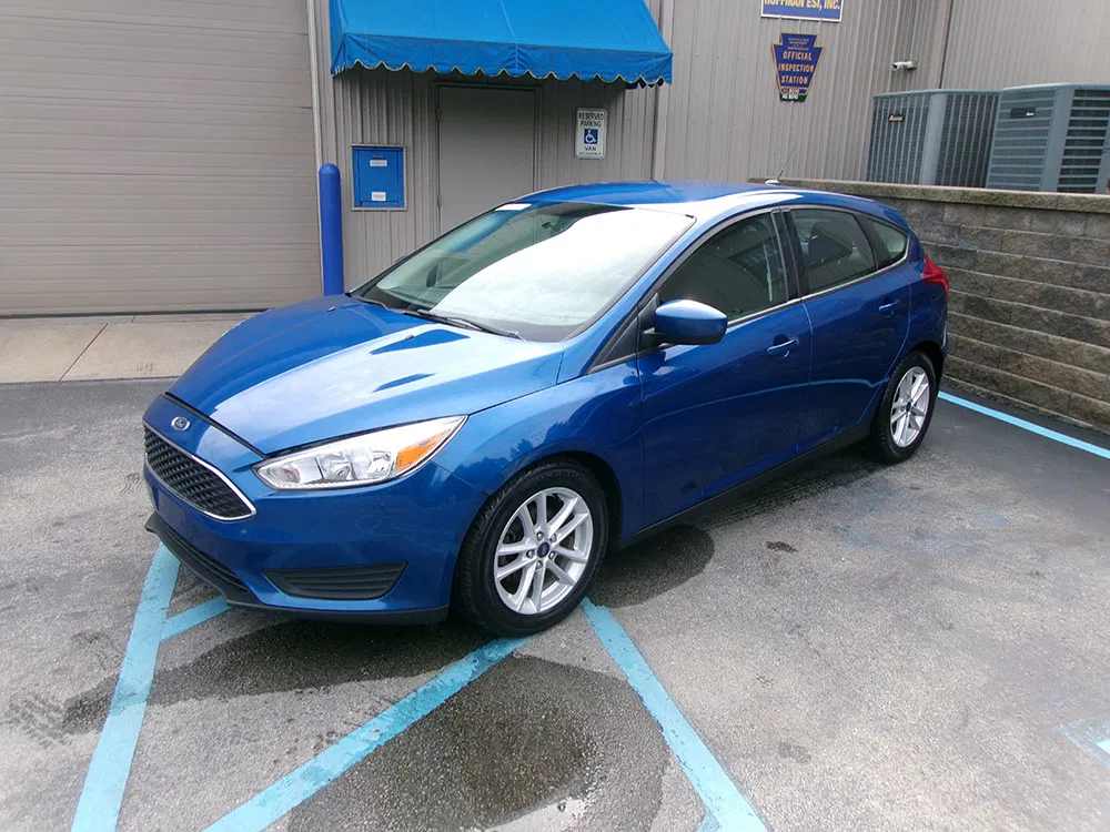 
								FORD FOCUS SE full									