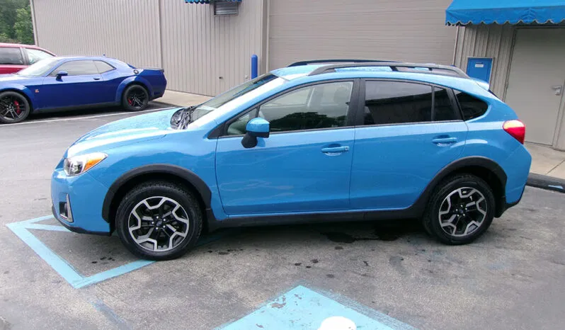 
								SUBARU CROSSTREK PREMIUM full									