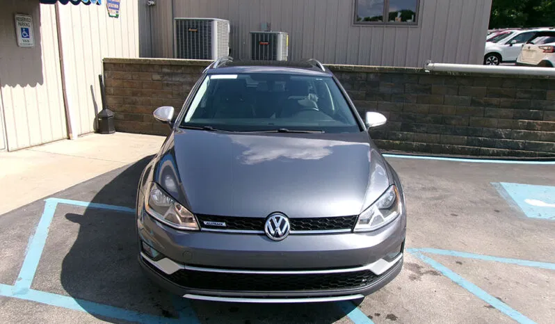 
								VOLKSWAGEN GOLF ALLTRACK TSI SEL full									