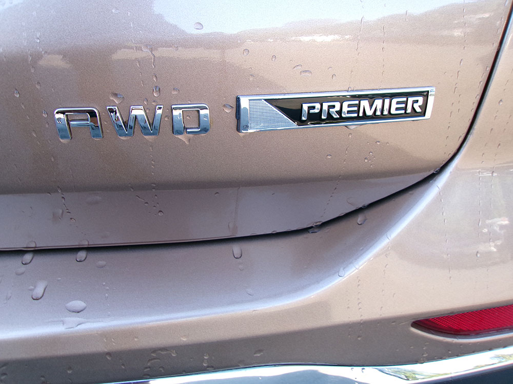 
								CHEVROLET EQUINOX PREMIERE full									