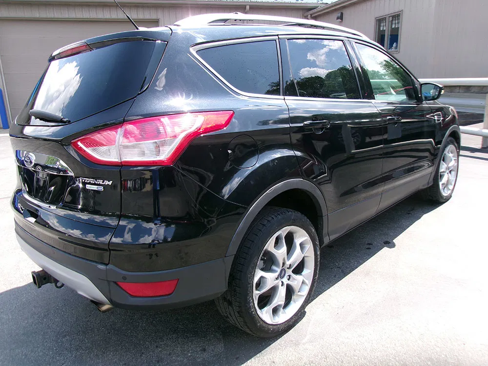 
								FORD ESCAPE TITANIUM full									