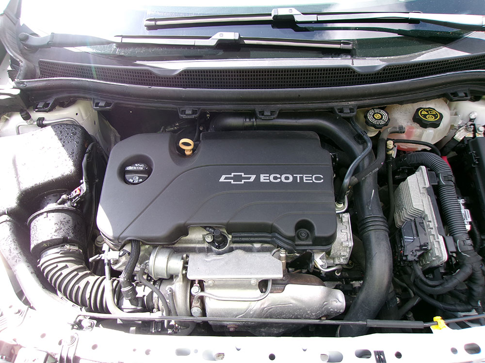 
								CHEVROLET CRUZE LT full									