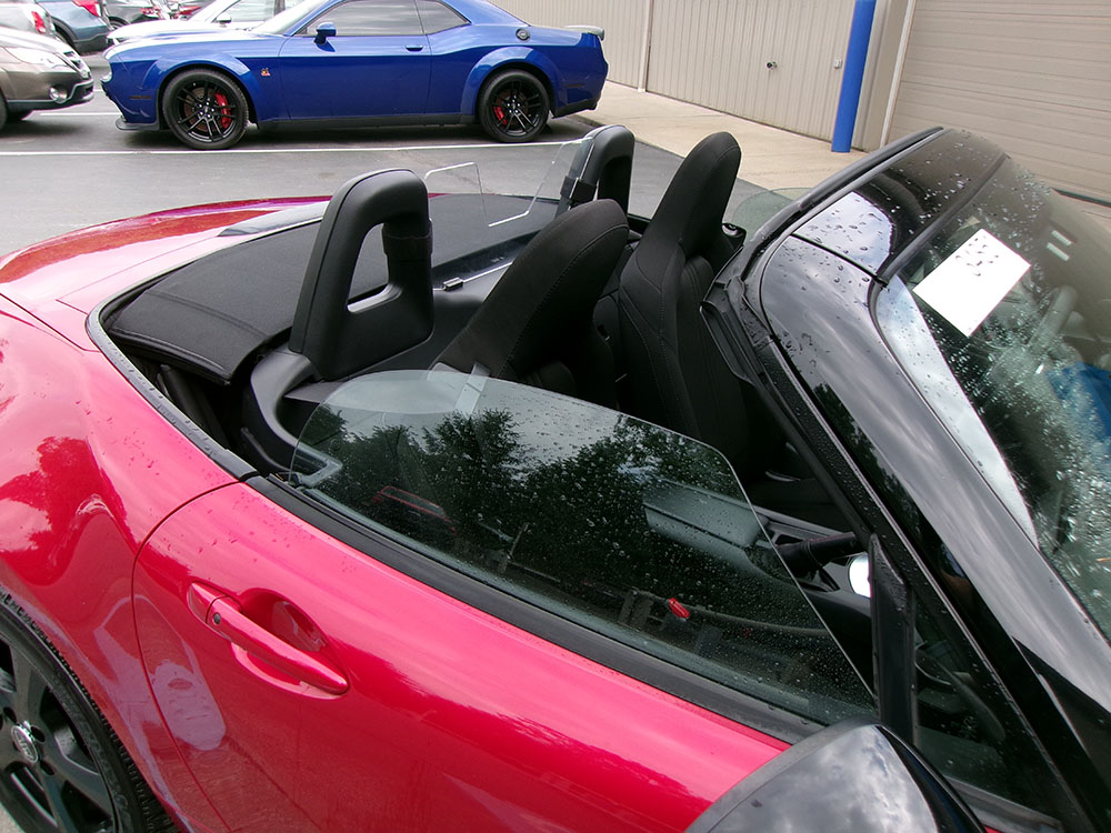 
								MAZDA MX-5 MIATA SPORT full									