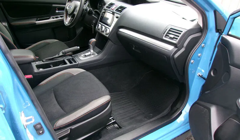 
								SUBARU CROSSTREK PREMIUM full									