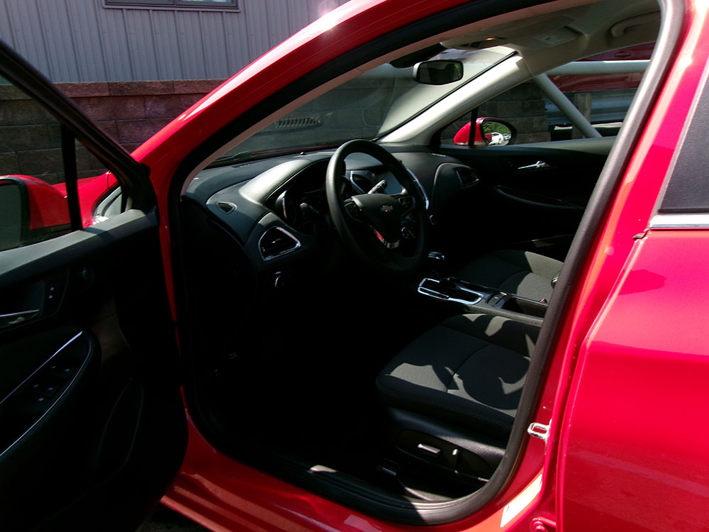 
								CHEVROLET CRUZE LT full									