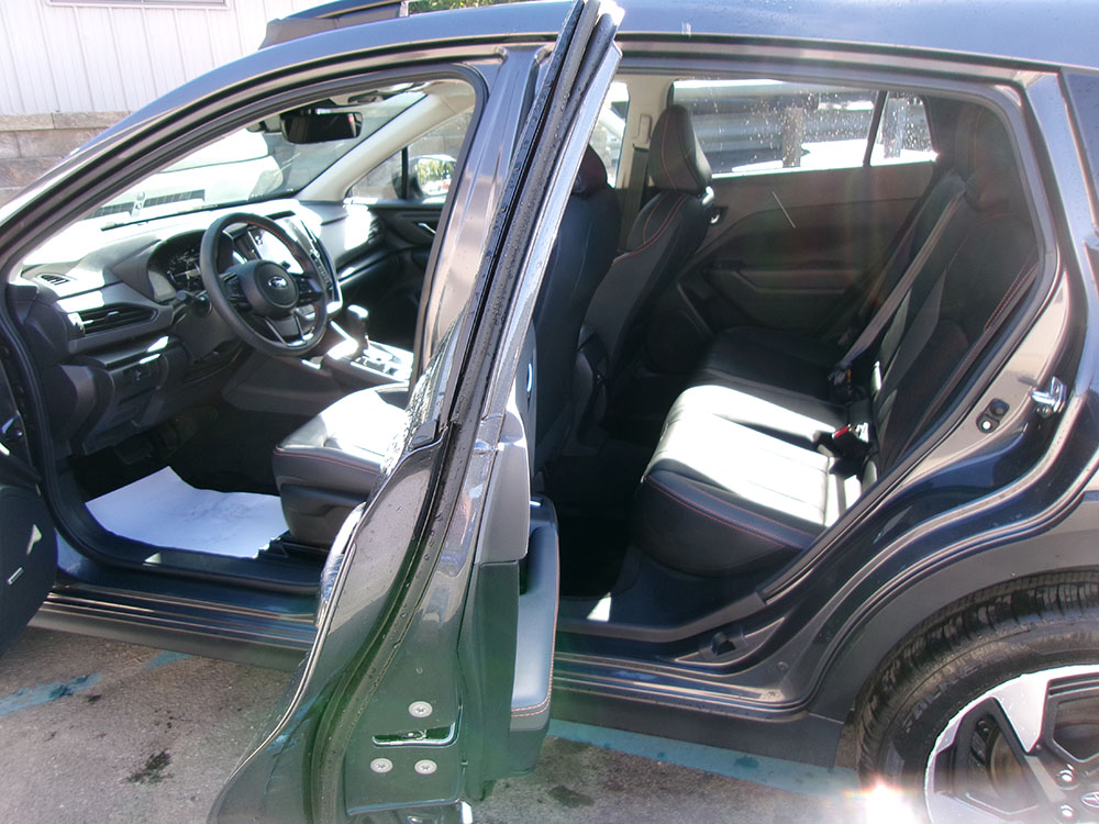 
								SUBARU CROSSTREK LIMITED full									