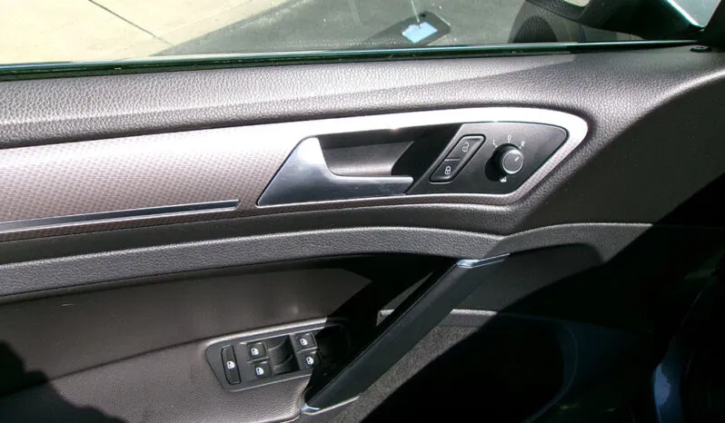 
								VOLKSWAGEN GOLF ALLTRACK TSI SEL full									