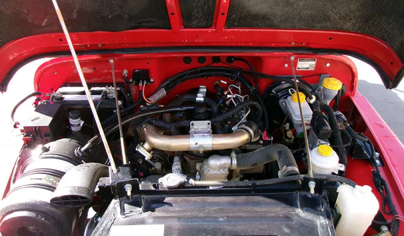 
								MAHINDRA ROXOR full									