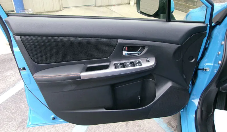 
								SUBARU CROSSTREK PREMIUM full									