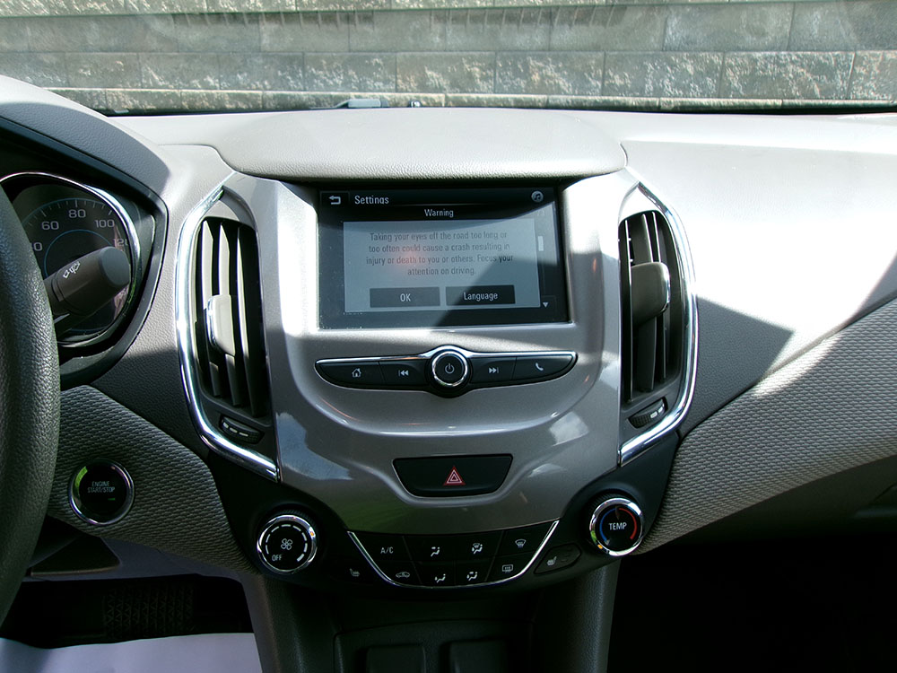 
								CHEVROLET CRUZE LT full									