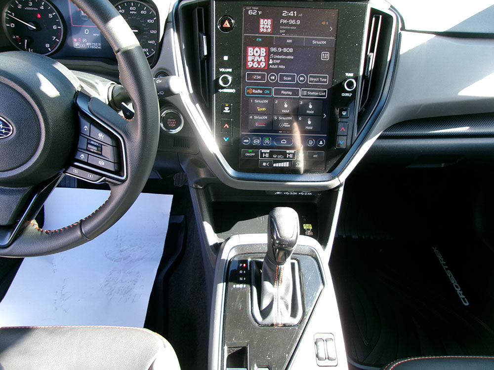 
								SUBARU CROSSTREK LIMITED full									