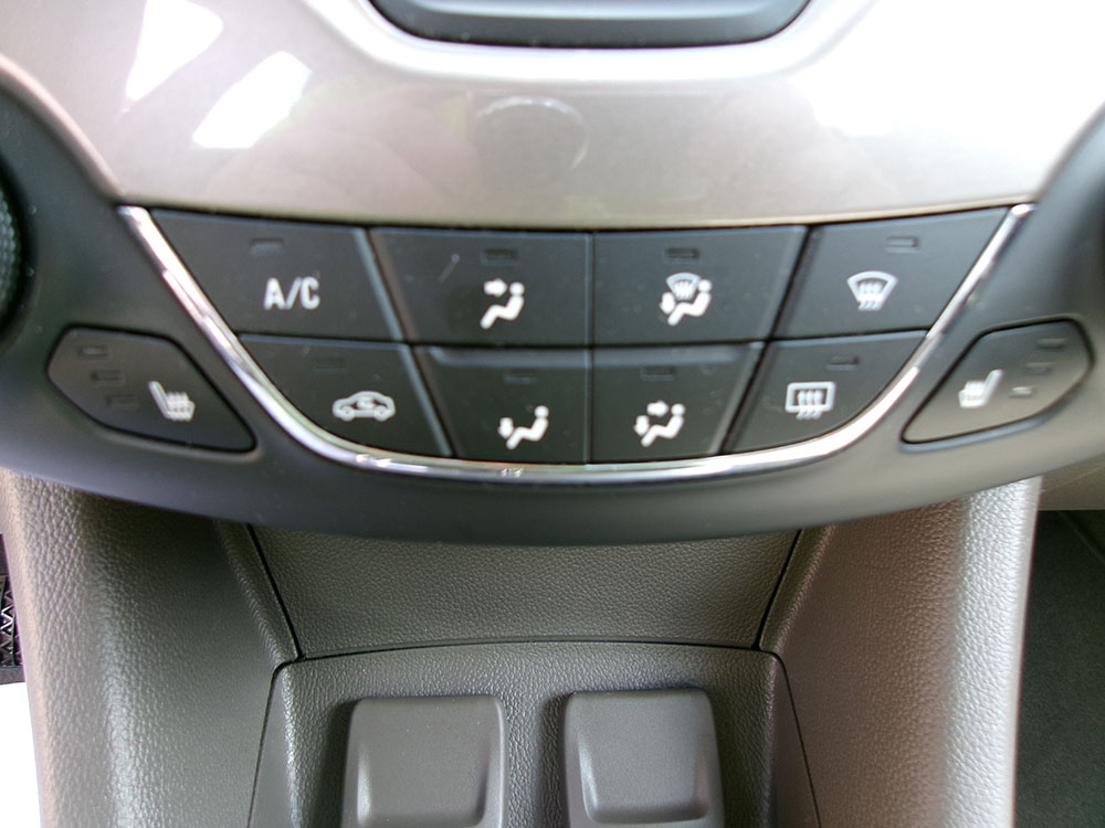 
								CHEVROLET CRUZE LT full									