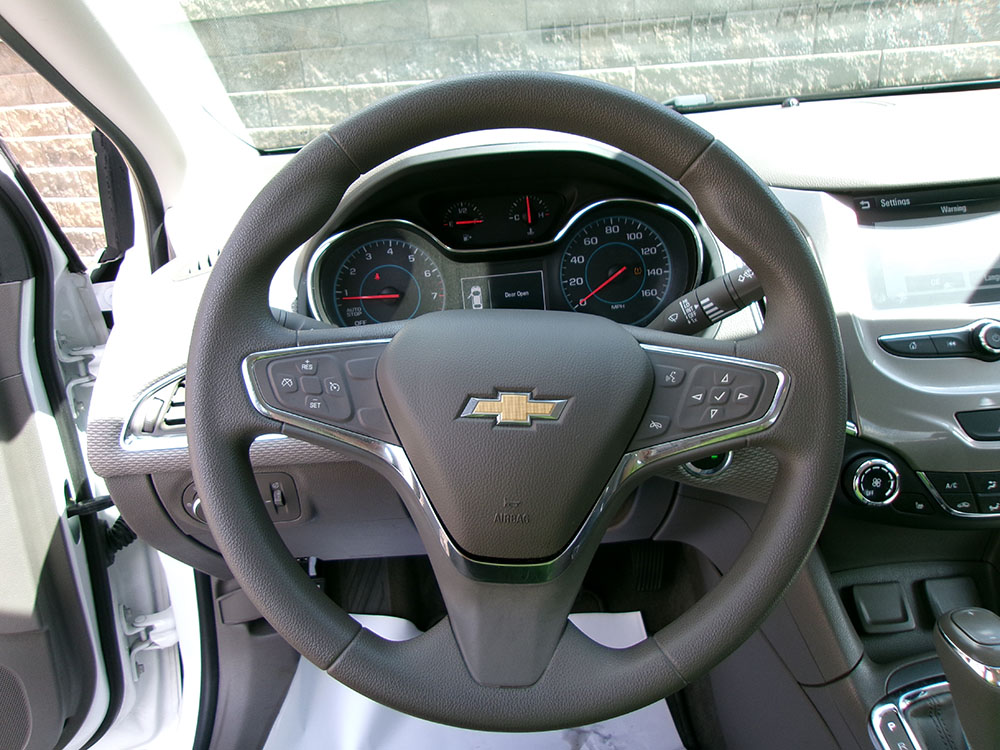 
								CHEVROLET CRUZE LT full									