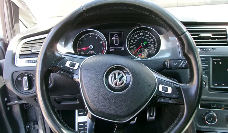
								VOLKSWAGEN GOLF ALLTRACK TSI SEL full									