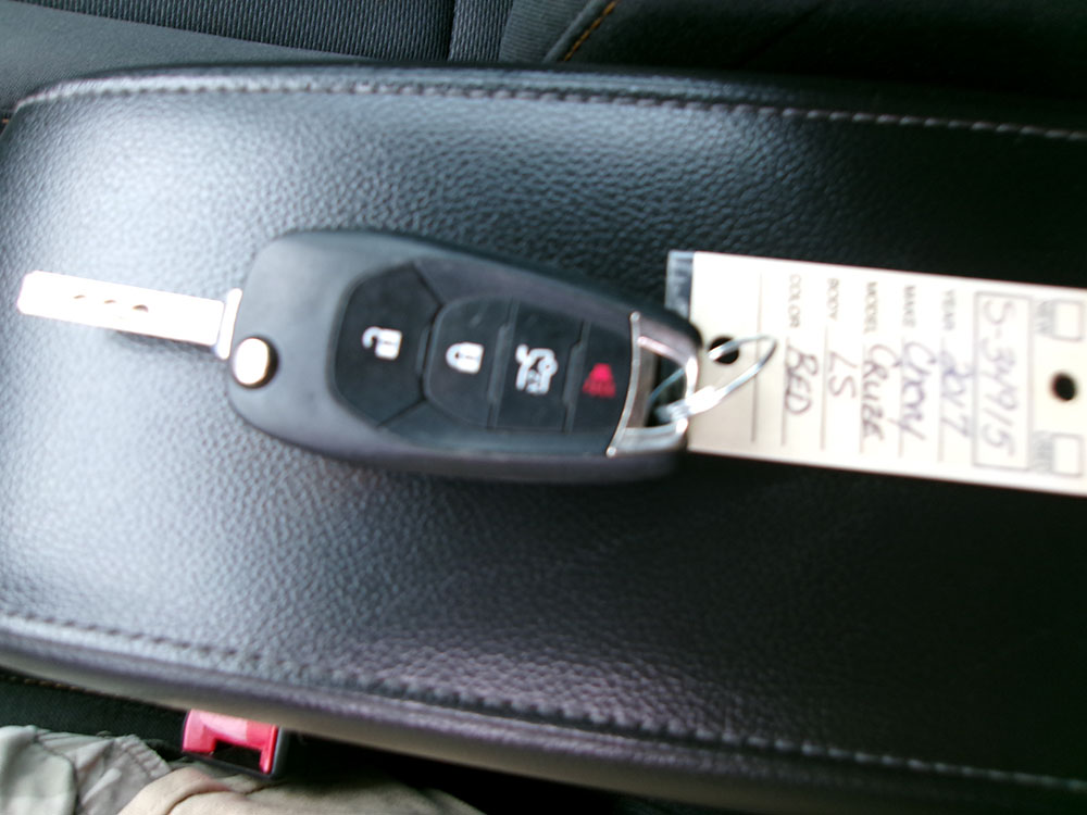 
								CHEVROLET CRUZE LS full									