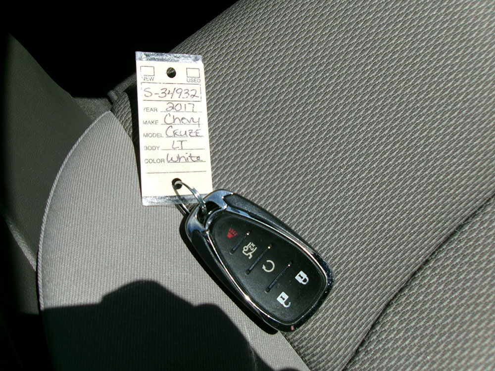 
								CHEVROLET CRUZE LT full									