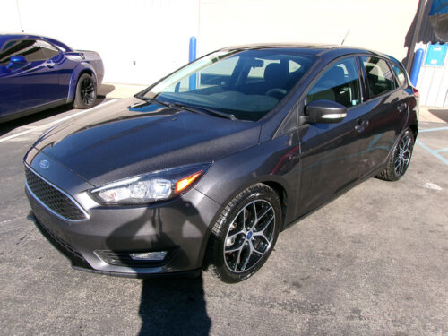 2017 Ford Focus SEL's photo