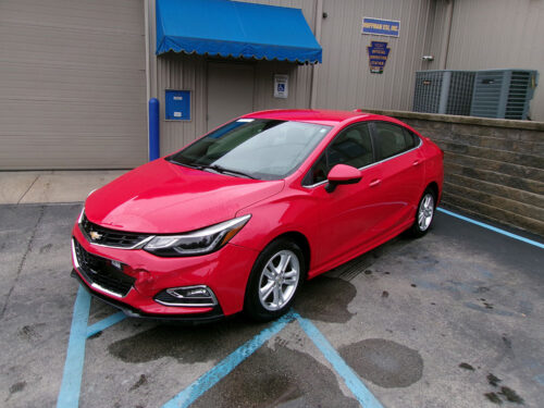 2018 Chevrolet Cruze LT's photo