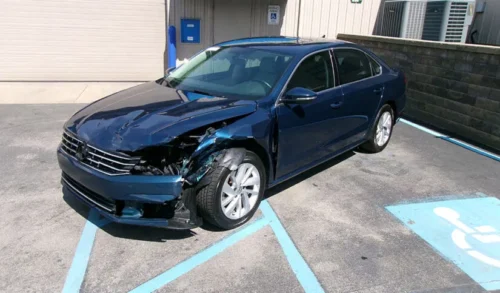 2018 Volkswagen Passat SE's photo