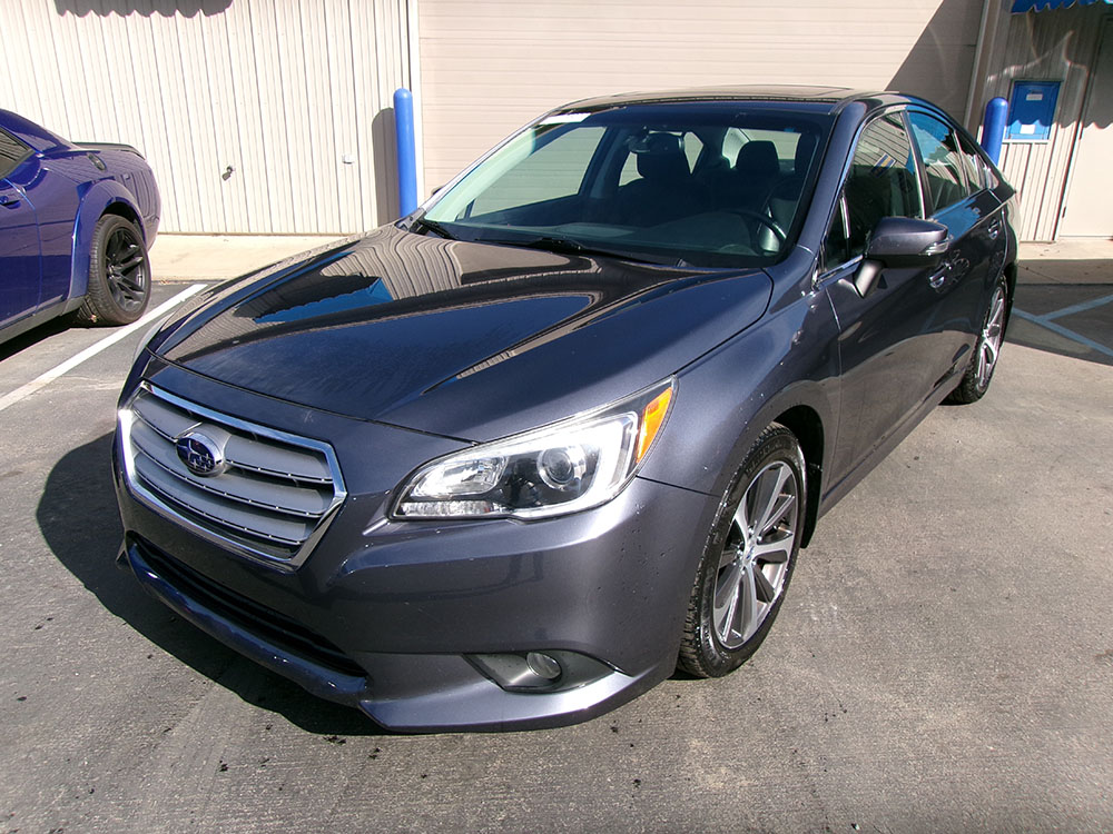 2017 Subaru Legacy 2.5i Limited's photo