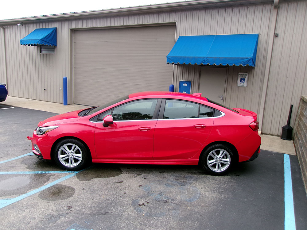 
								CHEVROLET CRUZE LT full									