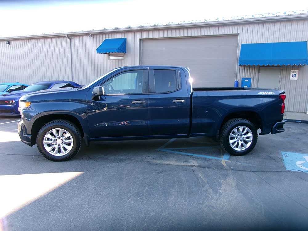 
								CHEVROLET SILVERADO 1500 CUSTOM CREW CAB full									