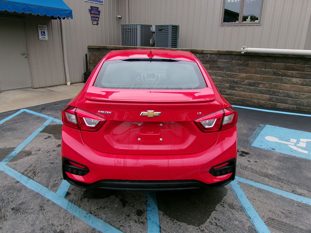 
								CHEVROLET CRUZE LT full									