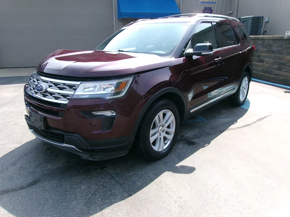 
								FORD EXPLORER XLT full									